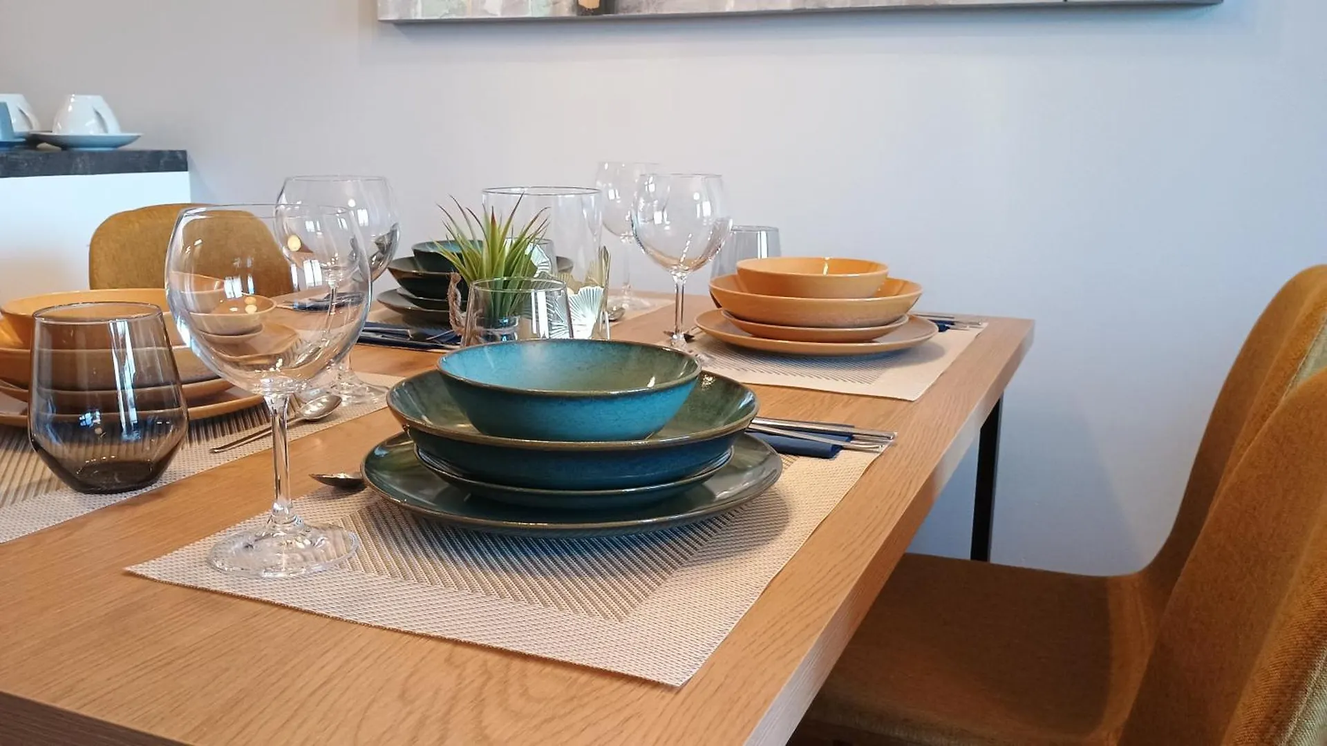 Modern Comfort Near Airport, The Mall, Techpark By Keybox Sofie