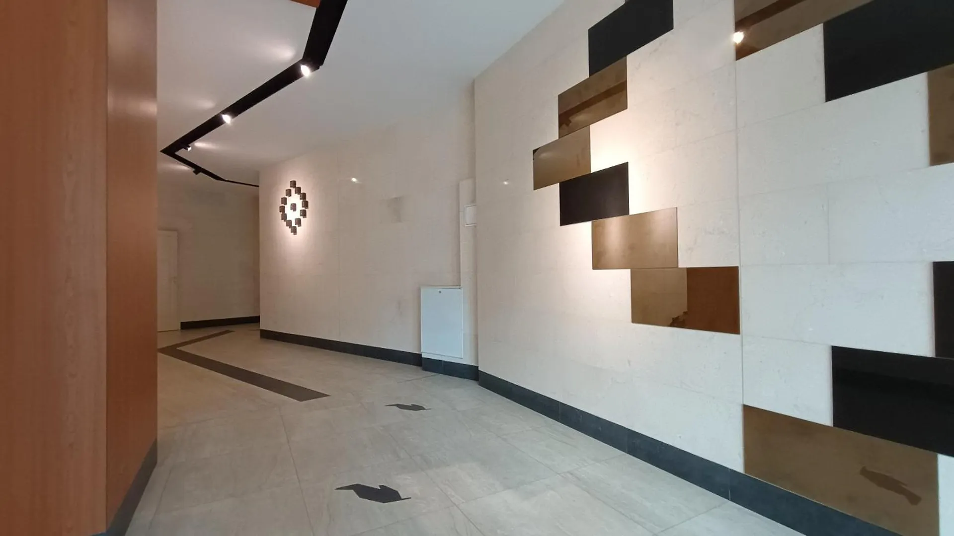 Modern Comfort Near Airport, The Mall, Techpark By Keybox Sofie Apartmán