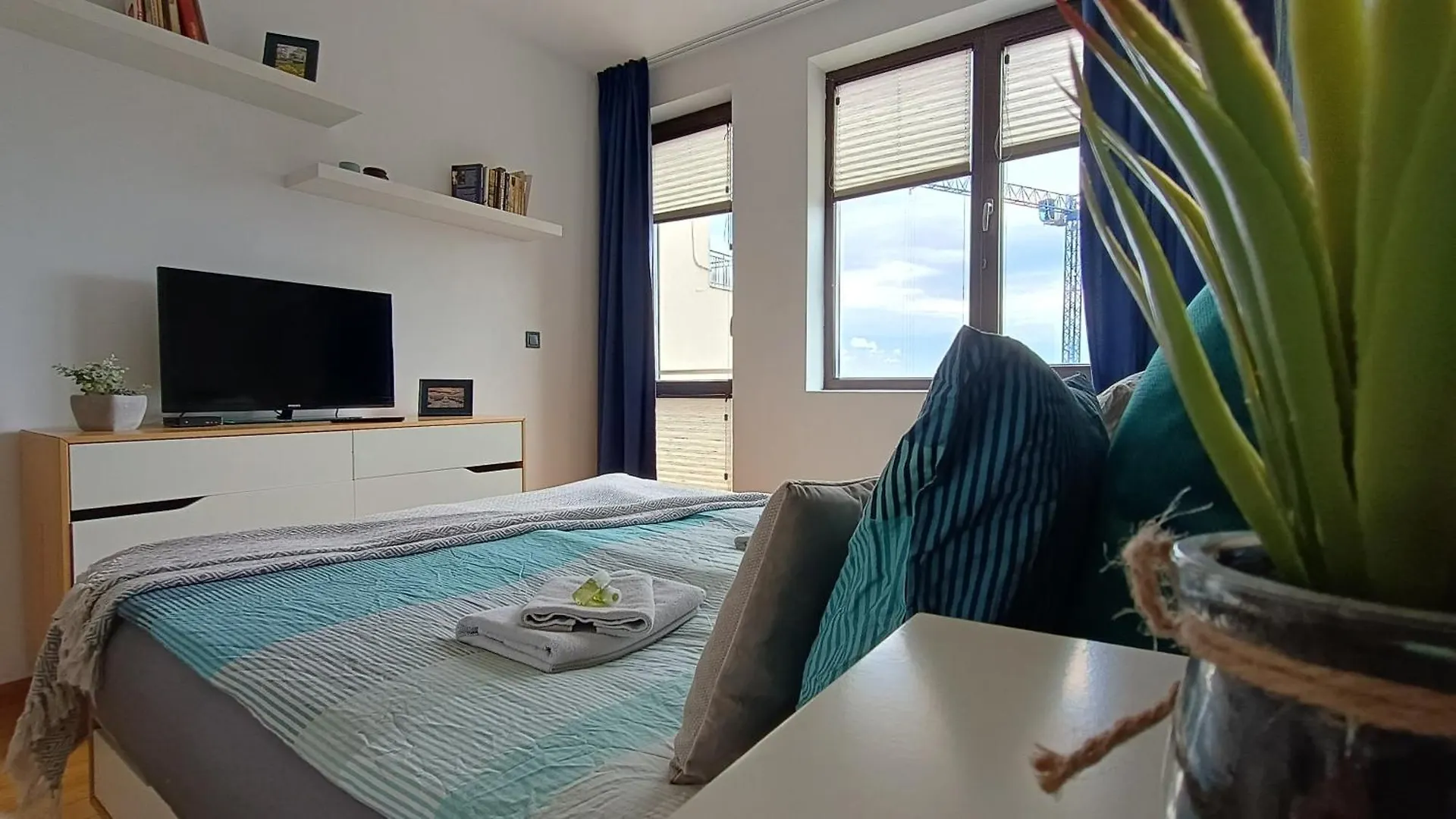 Modern Comfort Near Airport, The Mall, Techpark By Keybox Sofia Apartment